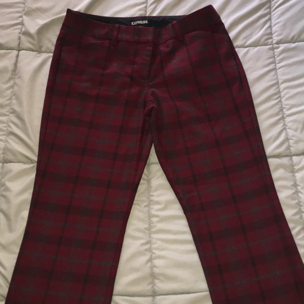 WOMANS EXPRESS DRESS PANTS RED PLAID SZ4R